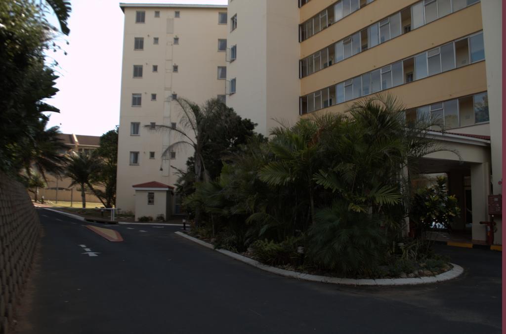 Kapenta Bay Resort And Conference Hotel Port Shepstone Bagian luar foto